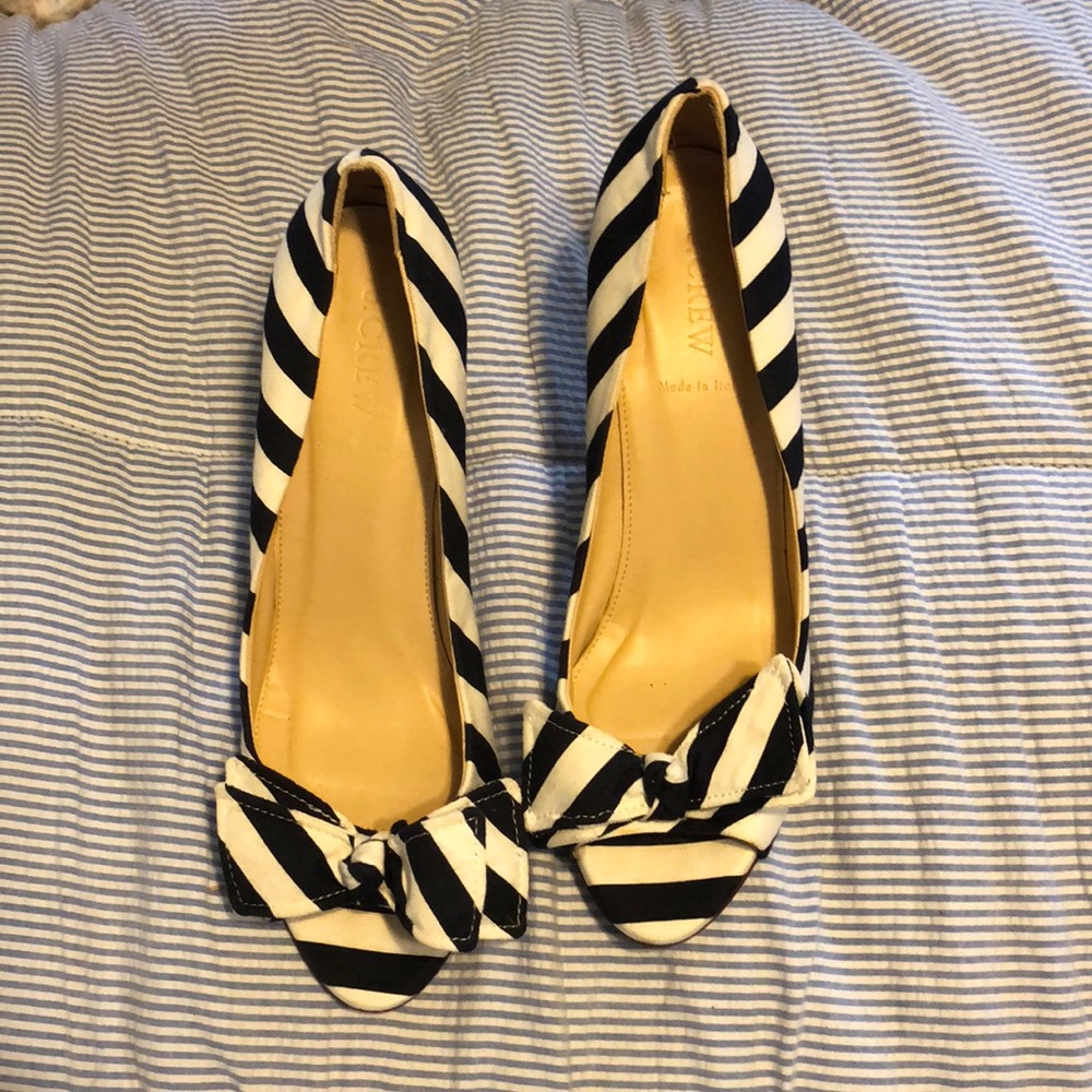RARE J. Crew Navy striped heels 9.5